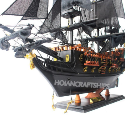 Mô hình thuyền Black Pearl (Ngọc Trai Đen) (dài 63cm)