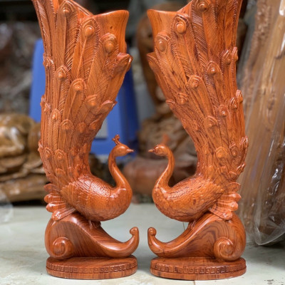 Cặp chim công cắm hoa ,tranh trí nghệ thuật bằng gỗ hương đá cao 40×14×12cm