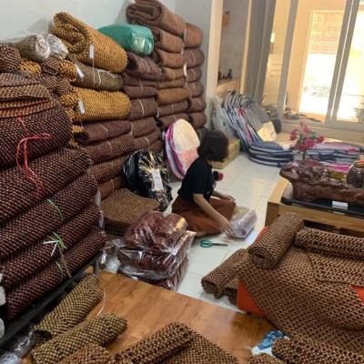 Chiếu hạt gỗ Hương Đá hạt 1,2cm - Chiếu gỗ Mian .vn ( video , hình thật )