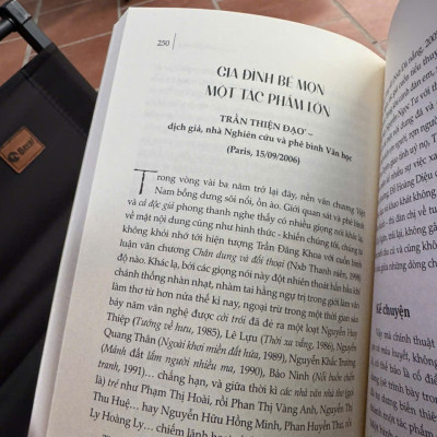 GIA ĐÌNH BÉ MỌN – Dạ Ngân – Liên Việt – NXB Phụ Nữ Việt Nam