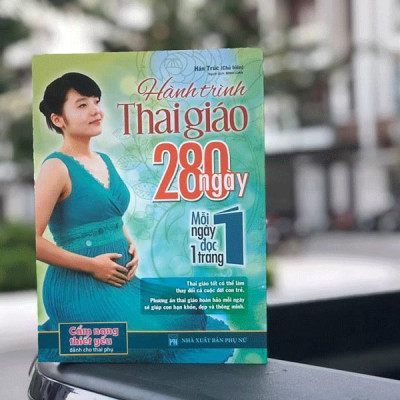Sách - Hành Trình Thai Giáo, 280 Ngày, Mỗi Ngày Đọc Một Trang - TB (Minh Long Books)