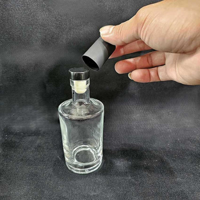 Chai Thủy Tinh Mini mẫu vốt ka nắp cao su kèm màng co – Lọ Thủy Tinh Nhỏ 100ML trụ tròn vai xòe – Chai Đựng Rượu Mini (F2)
