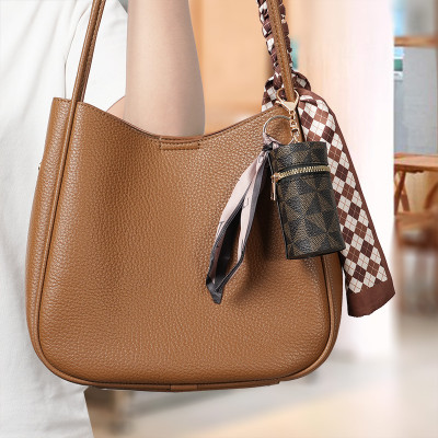 Móc khóa cao cấp đa năng  - ví tiền mini  ,móc chìa khóa ,túi đựng son môi  mini ,  tai nghe  da PU đẹp và dễ thương