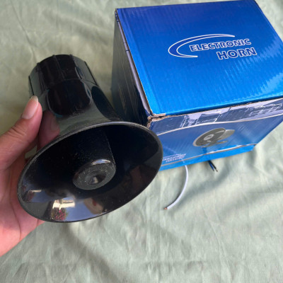 Còi Xi Nhan Ô Tô Có Giọng Nói – Còi Lùi Xin Nhường Đường 12V-24V, Loại Tốt, Bền Bỉ đèn trang trí