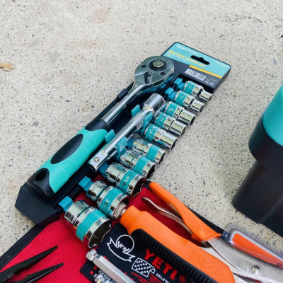 Bộ dụng cụ 46 món đồ sửa chữa xe máy, máy móc: hộp đựng đồ, cle, mỏ lết, lục giác, tuýp, tô vít.GF46