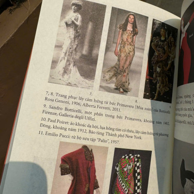 (Bộ 4 cuốn nước Ý) BẢN SẮC VĂN HÓA Ý, VỊ ĐẮNG TRONG ẨM THỰC Ý, NGÔN NGỮ CỬ CHỈ CỦA NGƯỜI Ý, LƯỢC SỬ THỜI TRANG Ý - Times