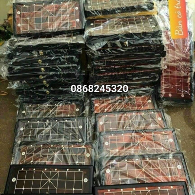Bộ bàn cờ tướng 50×52×3cm  +quân cờ gỗ trắc kt 4,0×1,5cm  