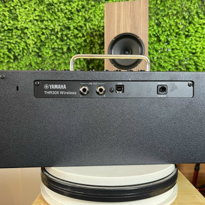 Ampli Guitar Yamaha THR30II Wireless (Không dây)