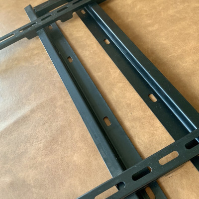 Khung Treo Tivi 19 - 43 Inch  áp tường Cảnh Phong cho tv LCD-LED-PLASMA  Cao Cấp - Hàng Chính Hãng