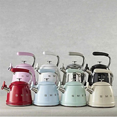 Ấm đun nước bếp từ Smeg dung tích 2,3 Lít Hàng chính hãng