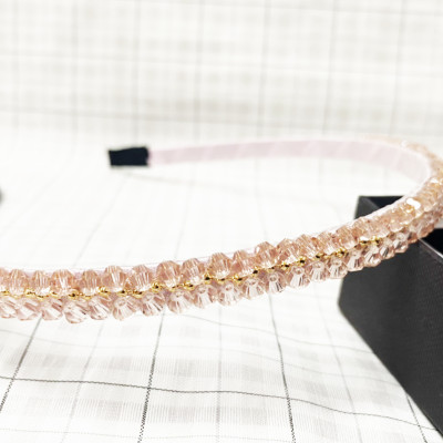 Cài tóc pha lê hottrend cho mọi bạn gái