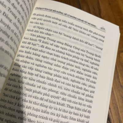 QUẢN TRỊ ĐẢNG NGHIÊM MINH TOÀN DIỆN - Viện nghiên cứu xây dựng Đ.ả.n.g - Nxb Chính trị Quốc gia Sự thật – bìa mềm