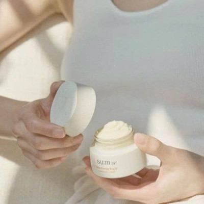 Kem Dưỡng Trắng Cấp Ẩm SUM37 Time Energy Bright Luminous Cream 50ml Special Set