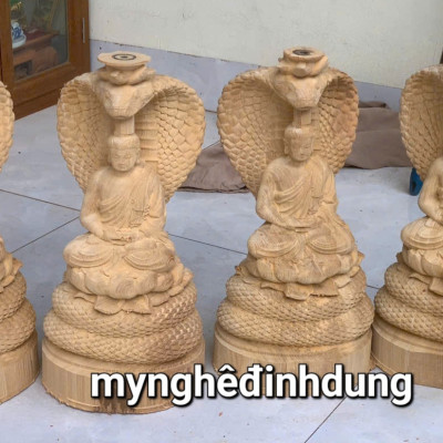 Tượng thần rắn bảo vệ Đức Phật bằng gỗ ngọc am thơm nức kt cao 40x19.5x16cm 