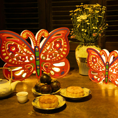 Lồng đèn Trung Thu - Lồng đèn trang trí "Ký ức tuổi thơ" hình Bướm size 30cm