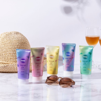 Essence Chống Nắng Và Nâng Tone Chống Tia UV Kose Suncut UV Essence SPF50+ PA++++ (80 G)