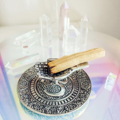 Combo 1 bó hương thảo và 1 thanh palo santo - gỗ trắc xanh5-6gr (Combo07)