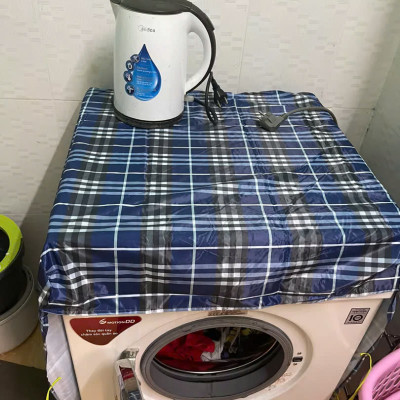 Áo trùm máy giặt cửa ngang (trước) cho máy từ 6 - 8 kg ,vải dù siêu bền tiện lợi , chống thấm nước , bảo vệ máy giặt dưới mọi thời tiết giao màu ngẫu nhiên