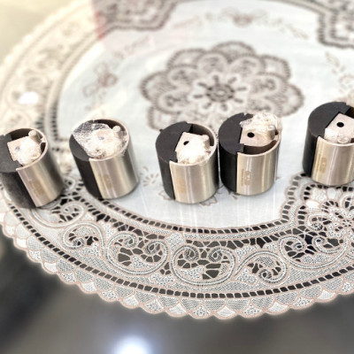 Chặn cửa 40*40, Glaze - inox 304 mờ