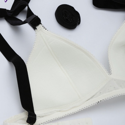 Áo Lót Mút Mỏng Kèm Dây Nơ Màu Trắng Fashion Maggie Mae By Sabina SBT1077CR