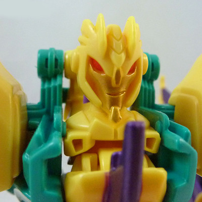 Mô hình Người máy Robot Đại bàng biến hình Beast Hunters Windrazor Predacon