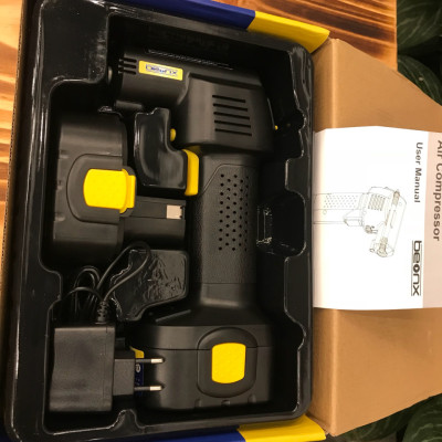 MÁY BƠM HƠI TỰ ĐỘNG THÔNG MINH DÙNG PIN BE-1688 