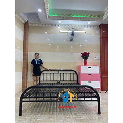 Gường sắt mỹ nghệ 1m8x2m giá rẻ