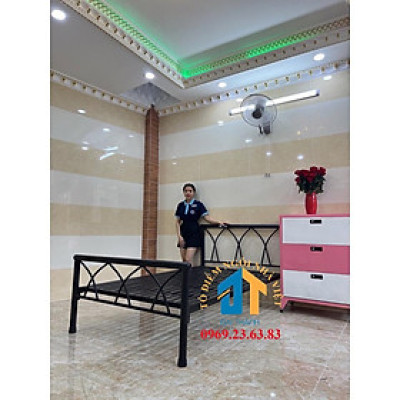 Giường sắt szie 1mx2m giá rẻ kiểu đan chéo