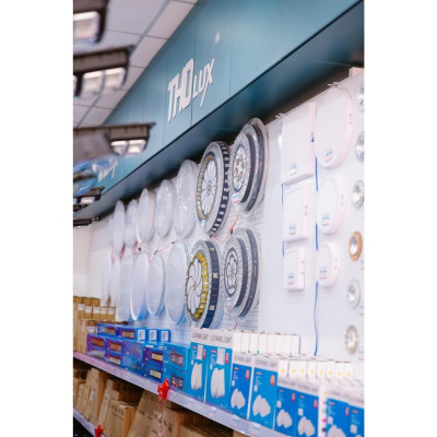 Đèn pha MC-015 Tholux 200W. Đèn led ngoài trời