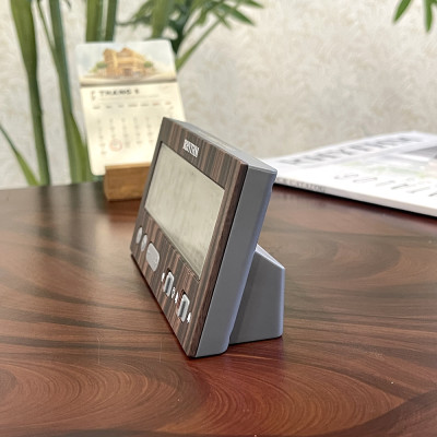 Đồng hồ Rhythm LCT108NR06 – KT 13.1 x 6.6 x 3.6cm, 150g. Vỏ nhựa. Dùng Pin.