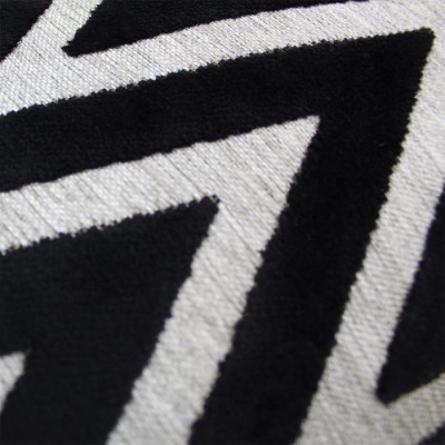 SCATTER BOX Vỏ Gối cao cấp nhập khẩu Ireland Anh Quốc BOWIE màu BLACK C/COVER kích thước 43x43CM Phong cách tân cổ điển