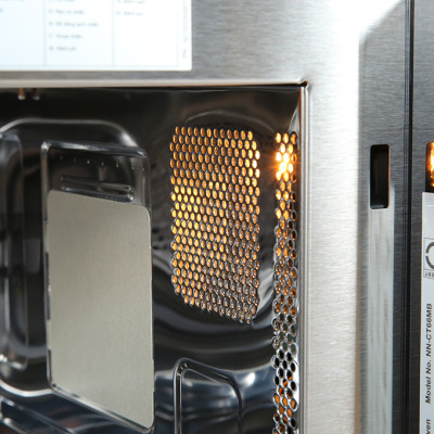 Lò vi sóng có nướng Panasonic NN-CT66MBYUE , Dung tích 27L, 6 thực đơn cài đặt sẵn, Hẹn giờ - Hàng chính hãng - Bảo hành chính hãng 12 tháng , Chất lượng Nhật Bản