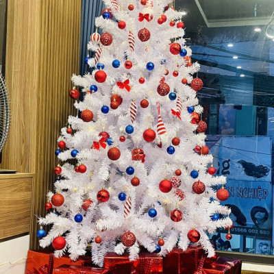 Cây thông noel màu trắng 2m4 - Tán dày và đẹp, cây thông chắc chắn và dể tháo lắp