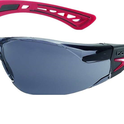 KÍNH BẢO HỘ BOLLÉ RUSH PLUS TRÒNG TRONG HOẶC XÁM KHÓI, Lớp phủ Platinum chống xước và sương mù, Bảo vệ 99,9% tia UVA / UVB