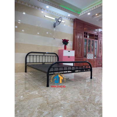 Giường sắt giá sinh viên kiểu ống bi 1m4x2m