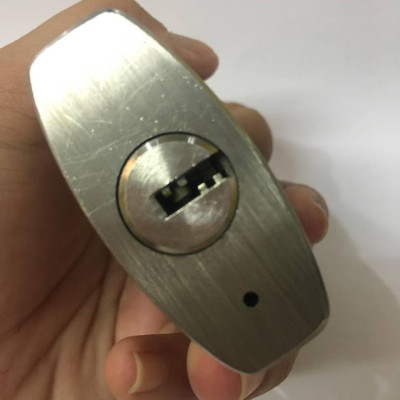 KHÓA MASTER LOCK INOX BẢO VỆ PAD CỦA 550EURD