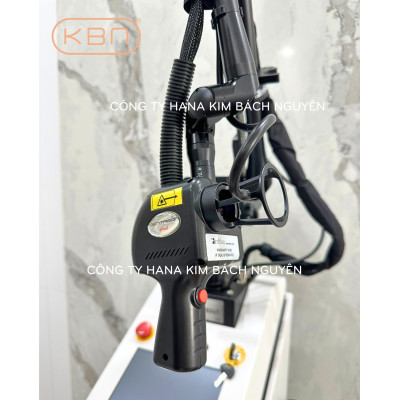 Máy laser CO2 Fractional Pentagon Hàn Quốc trị sẹo, nám, đốm nâu, tàn nhang, tái tạo da.