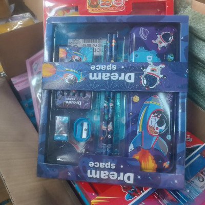 Hộp bút Kuromi Melody Cinnamoroll 7 món cute dễ thương hoạt hình Sanrio cho bé - giao mẫu ngẫu nhiên