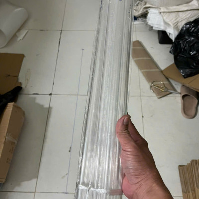Ống nhựa Acrylic độ trong suốt cao