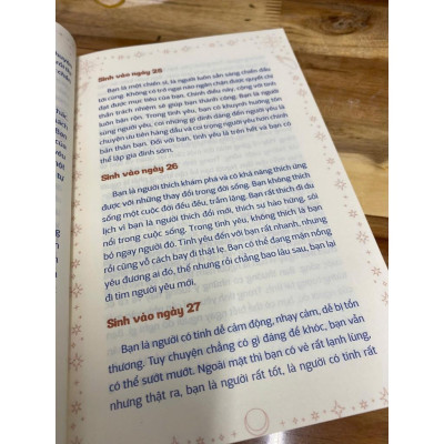 Sách - Bí Mật Vòng Tròn Hoàng Đạo Horoscope - Mật Mã 12 Chòm Sao  - Việt Thư