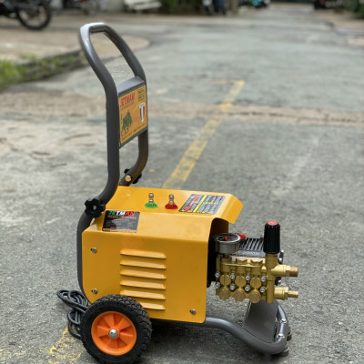 Máy rửa xe chỉnh áp cao cấp 2000W Jetman JET2000S New (tặng bộ 3 khớp nối Tolsen 57120)