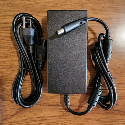 Sạc dành cho Laptop Dell Inspiron N7577, Dell Inspiron N7577B, Dell Inspiron N7577C hàng nhập khẩu.