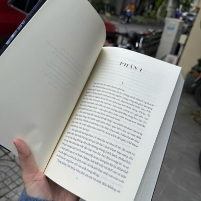 Sách - Thành phố và những bức tường bất định (Haruki Murakami) (Nhã Nam HCM)