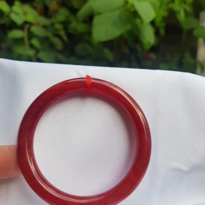 Vòng Cẩm Thạch Đỏ đẹp I Size 49mm Vòng tay đỏ đỏ đậm đẹp đeo lên may mắn chuẩn hợp Nữ mệnh Hỏa mệnh Thổ ạ Nữ cân  nặng 45kg -> 51kg đeo vừa tay đẹp xinh tay ạ