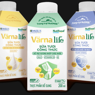 Thùng Thực phẩm bổ sung Värna Life sữa tươi công thức (Tím) (12 hộp x 200ml)