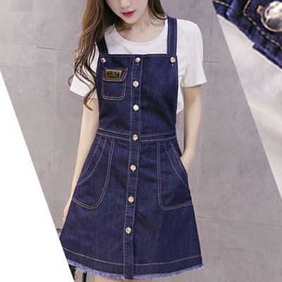 Đầm Yếm Jean Nữ Thêu Logo Cài Nút Dọc Duyên Dáng