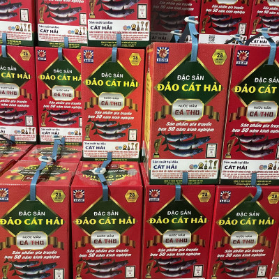 Nước Mắm Cá Thu truyền thống 29 độ đạm,Hộp 4 chai, dung tích 650ml/chai