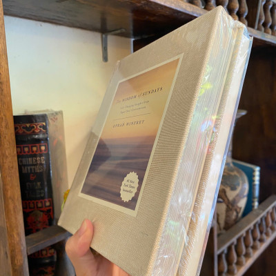 Sách - The Wisdom of Sundays: Life-Changing Insights from Super Soul Conversations by Oprah Winfrey