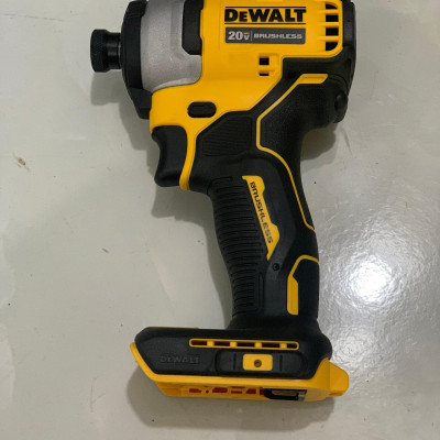 MÁY VẶN VÍT PIN CẦM TAY 20VMAX/BL DEWALT DCF809N- HÀNG CHÍNH HÃNG