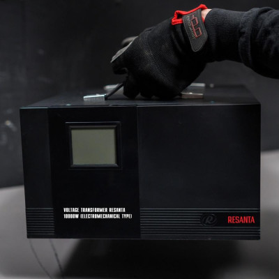 MÁY ỔN ÁP 10000W (LOẠI CƠ ĐIỆN) RESANTA/HUTER 63/6/55 - HÀNG CHÍNH HÃNG